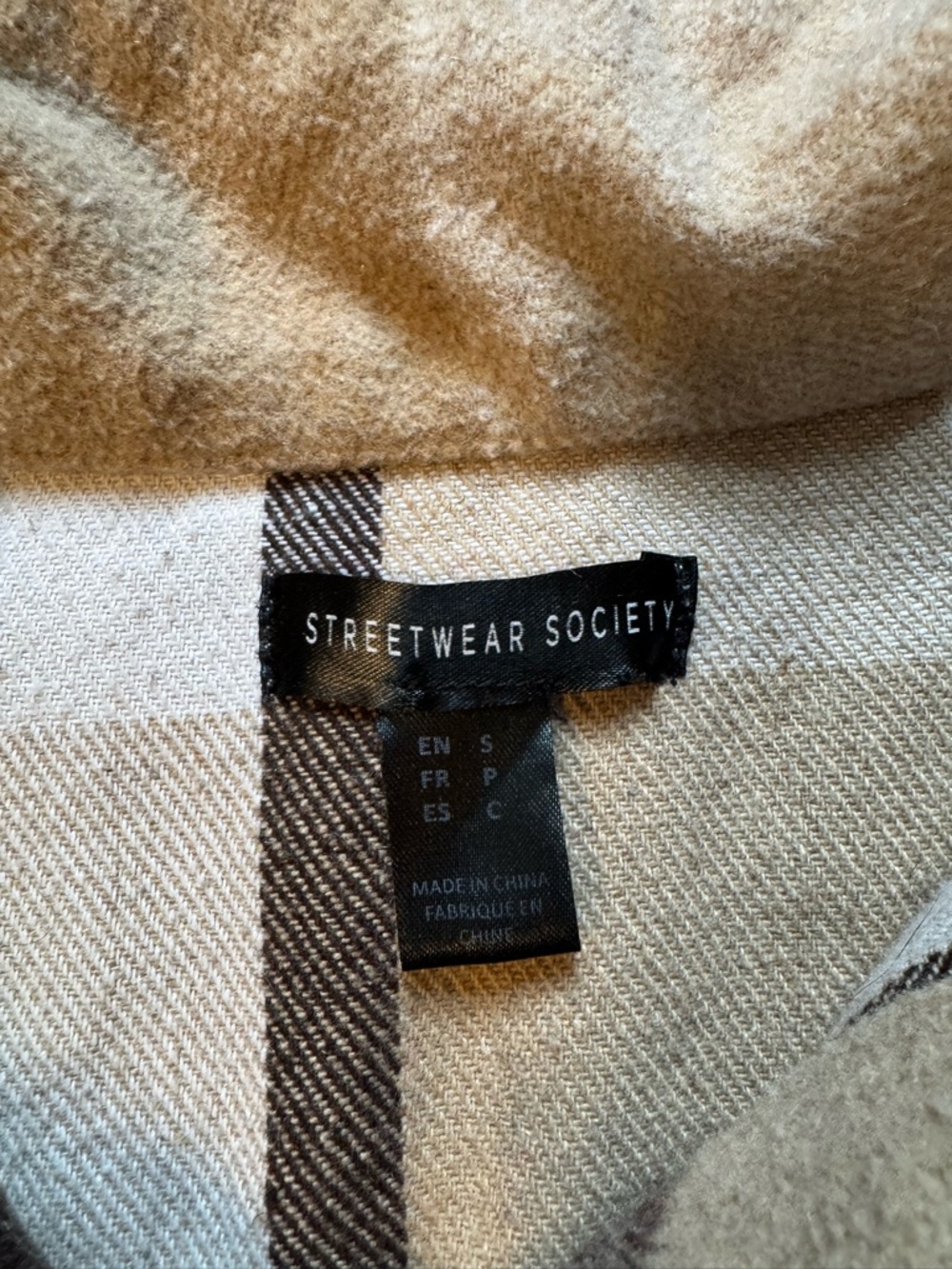 Streetwear Society Beige & Cream Plaid Cropped Shacket - Picture 2 of 2